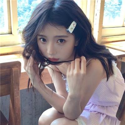 葛洛莉亚·贝尔